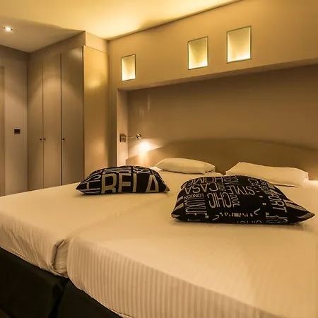 Hotel De Keyser 4*